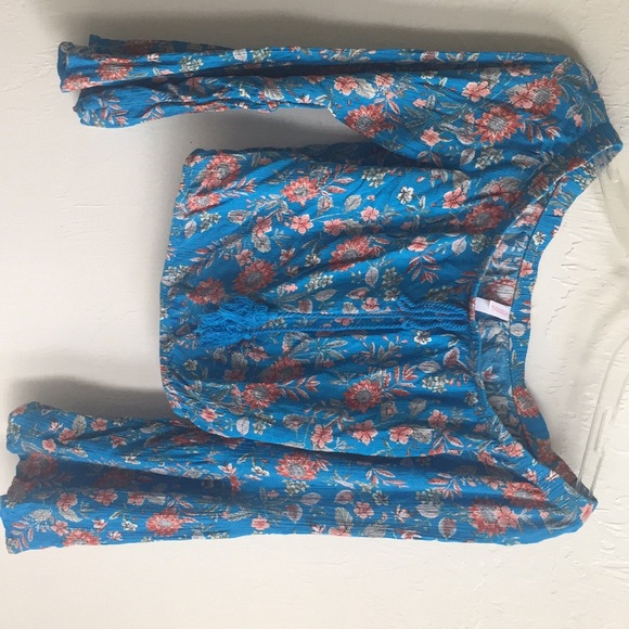 Shirt - Picture 4 of 4